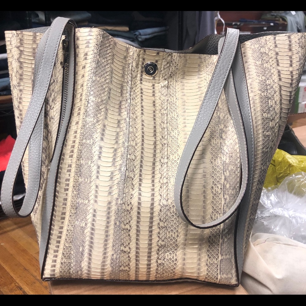 Vhb Python Open Tote Handbags Grey - image 4